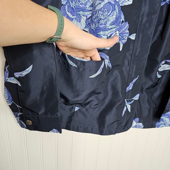 Chico's Women's High Seas Floral Jacket Size XL 16 Full Zip Lightweight Layering - Picture 3 of 10